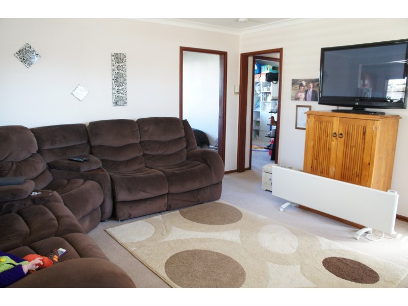 142 Orange Street, Condobolin NSW 2877