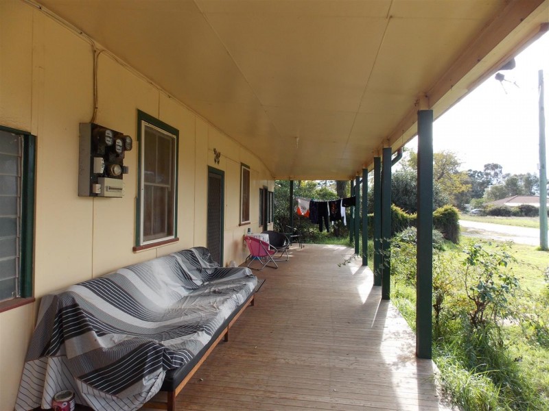 2 Long Street, Trundle NSW 2875