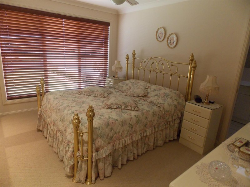 25 Alder Avenue, Parkes NSW 2870