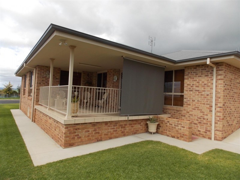 25 Alder Avenue, Parkes NSW 2870