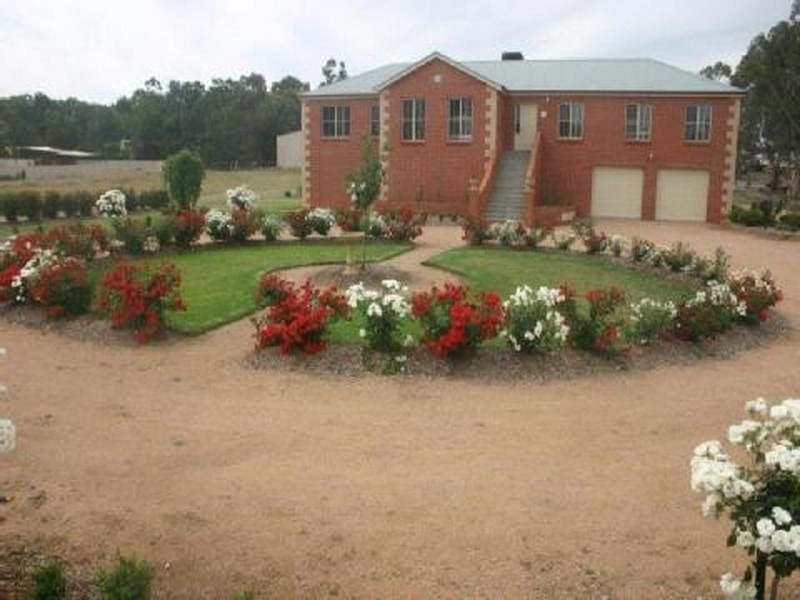 20 Windsor Street, Forbes NSW 2871