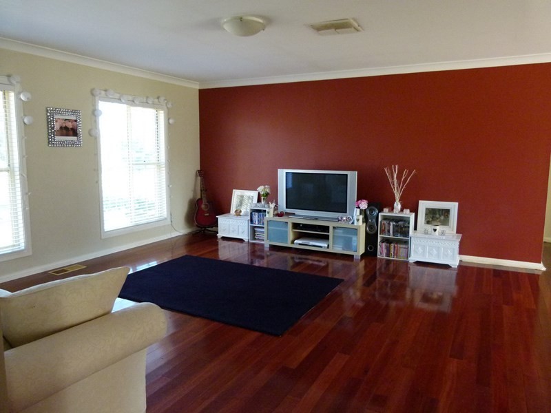 20 Windsor Street, Forbes NSW 2871