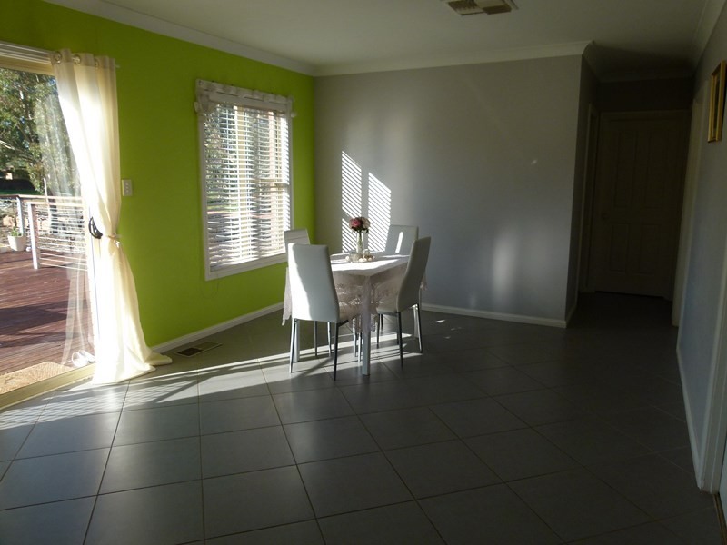 20 Windsor Street, Forbes NSW 2871