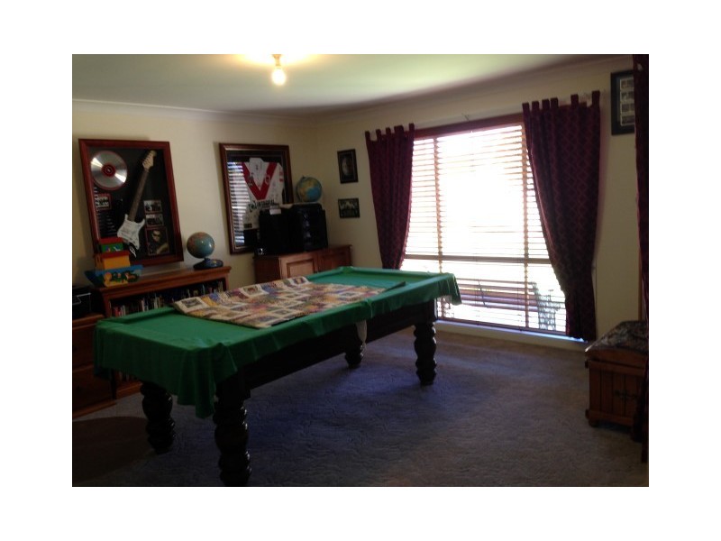 61 Officers Parade, Condobolin NSW 2877