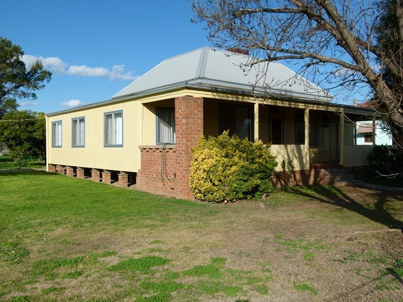 46 Ooma Street, Forbes NSW 2871