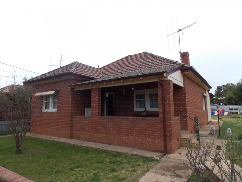 66 Mitchell Street, Parkes NSW 2870