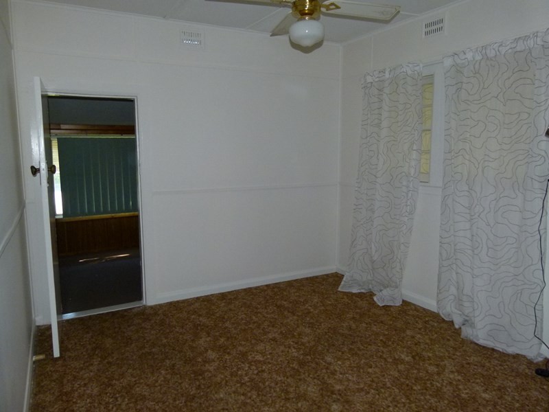 6 Oxford street, Forbes NSW 2871