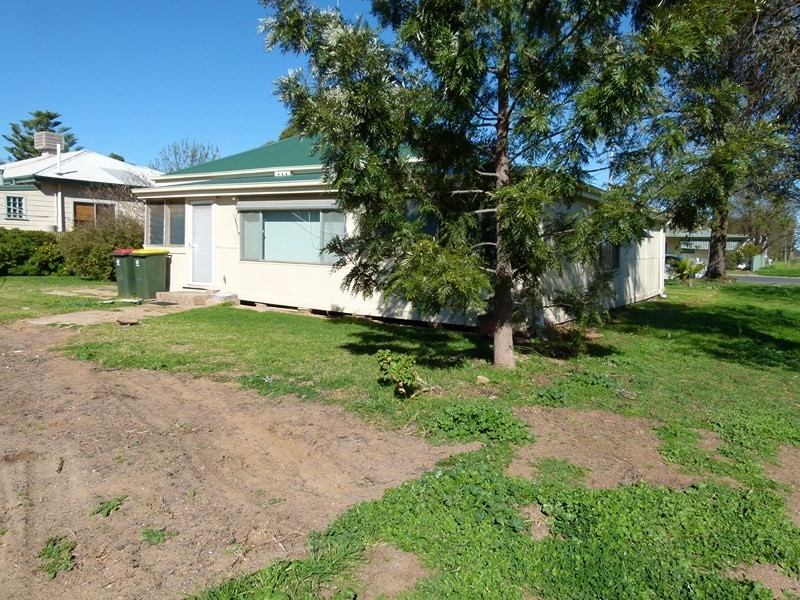 6 Oxford street, Forbes NSW 2871