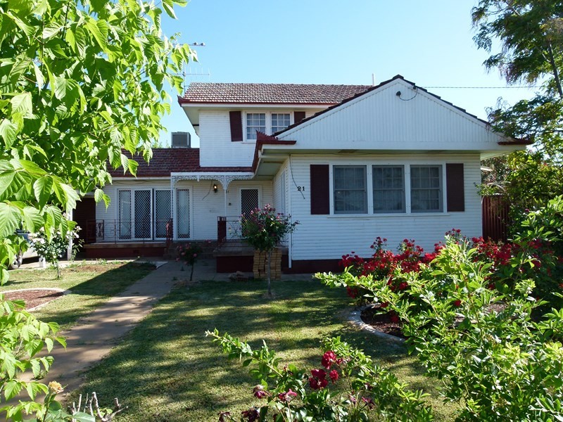 21 Thomson Street, Forbes NSW 2871