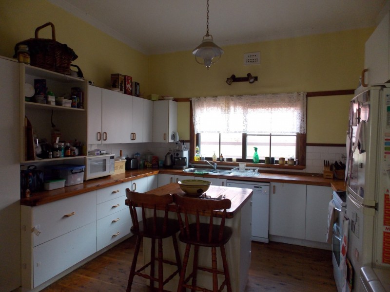 26 Weston Street, Parkes NSW 2870