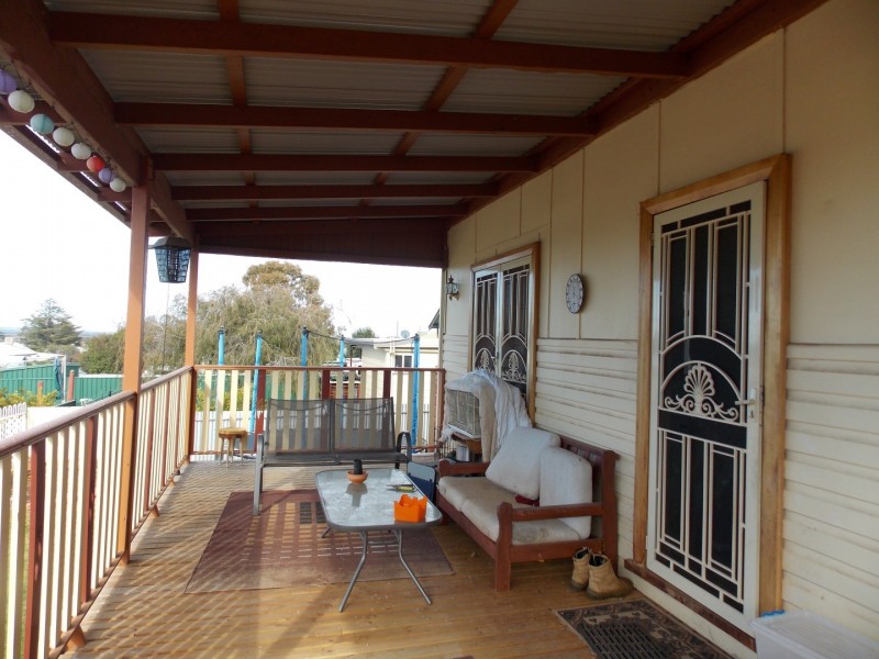 26 Weston Street, Parkes NSW 2870