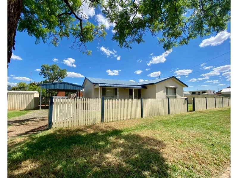 17 Victoria Street, Parkes NSW 2870