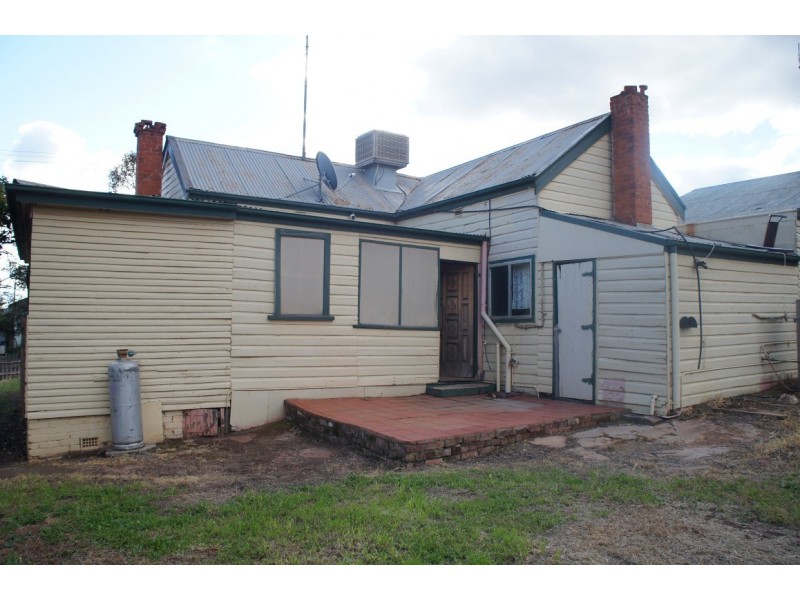 7 Napier St, Condobolin NSW 2877