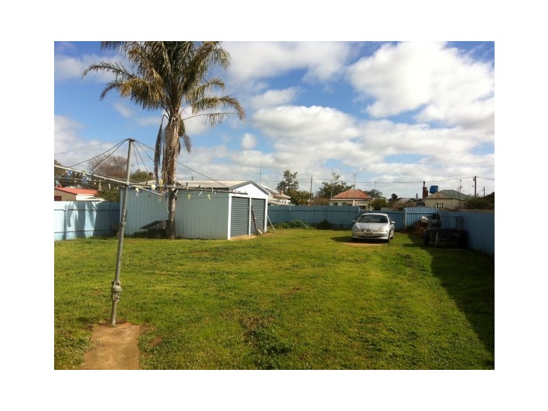 90 Bogan Street, Parkes NSW 2870