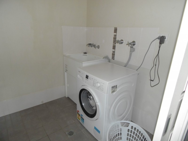 72B Close Street, Parkes NSW 2870