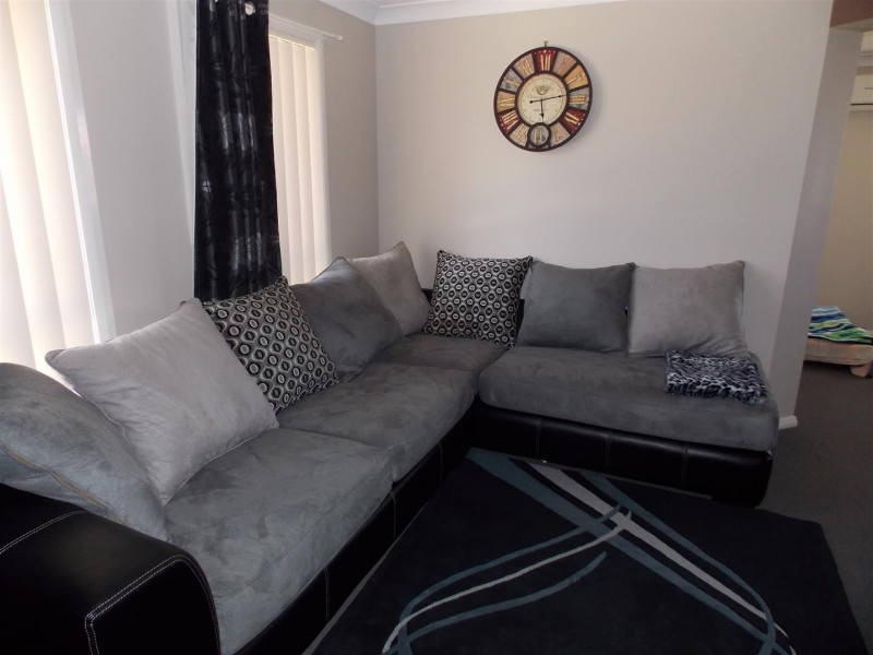 29 Alder Avenue, Parkes NSW 2870