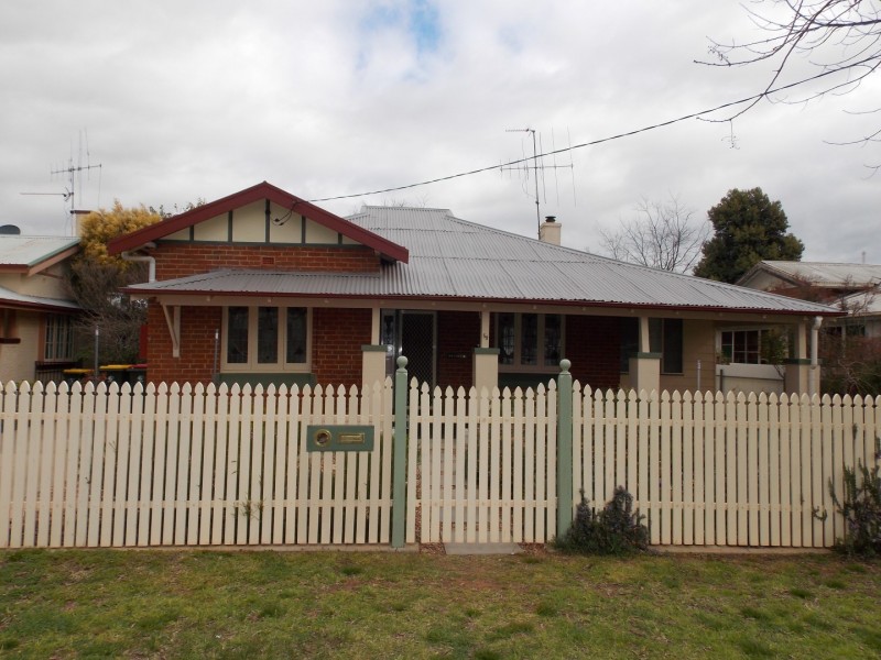59 Cecile Street, Parkes NSW 2870