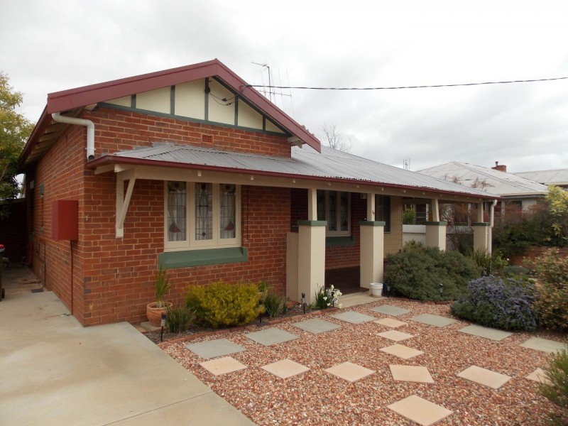 59 Cecile Street, Parkes NSW 2870