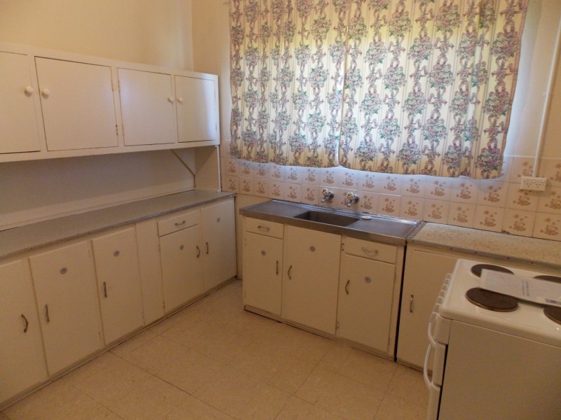 54 Close Street, Parkes NSW 2870