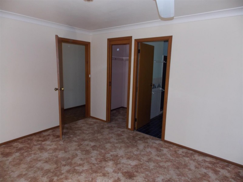 91 Victoria Street, Parkes NSW 2870