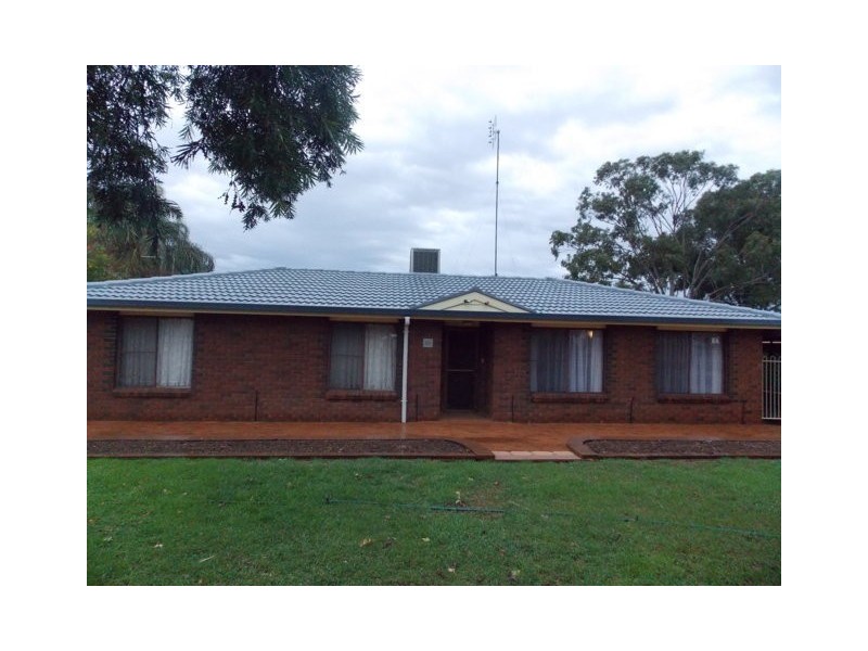 55 Brolgan Road, Parkes NSW 2870