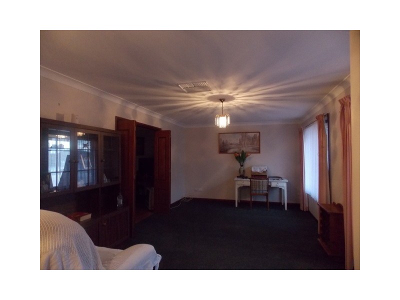 55 Brolgan Road, Parkes NSW 2870