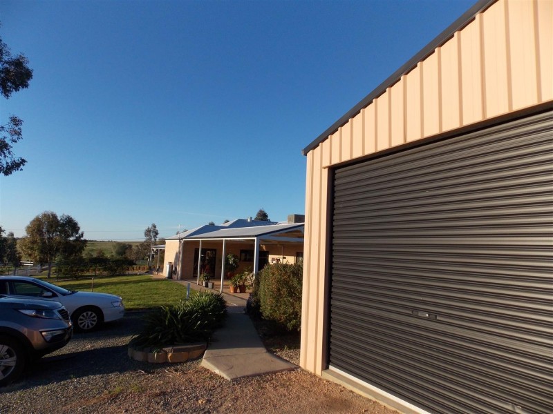 35-37 Thomas Street, Parkes NSW 2870