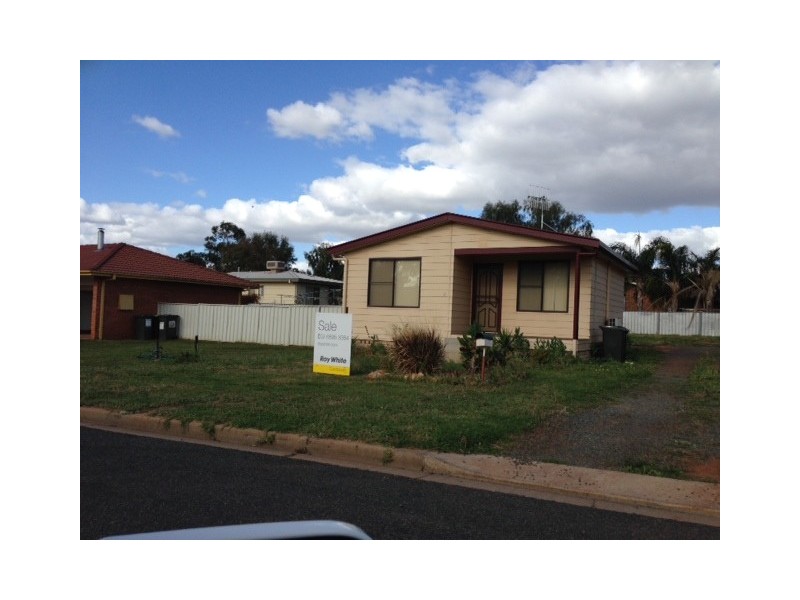 1 Adams Ave, Condobolin NSW 2877