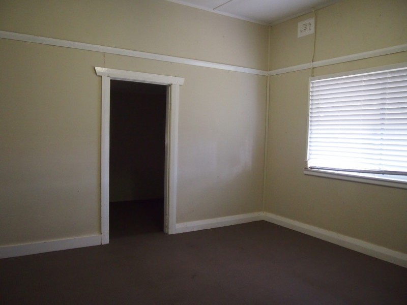 139 Bathurst Street, Condobolin NSW 2877