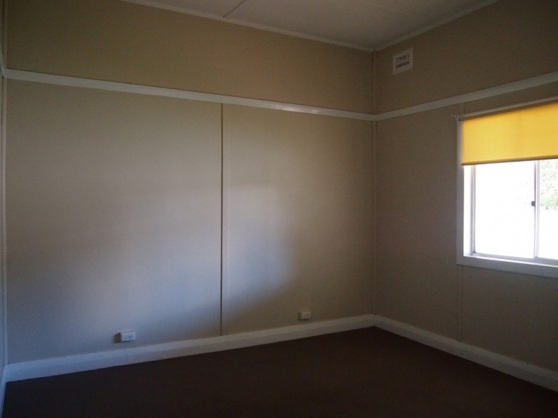 139 Bathurst Street, Condobolin NSW 2877