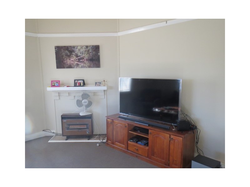 139 Bathurst Street, Condobolin NSW 2877