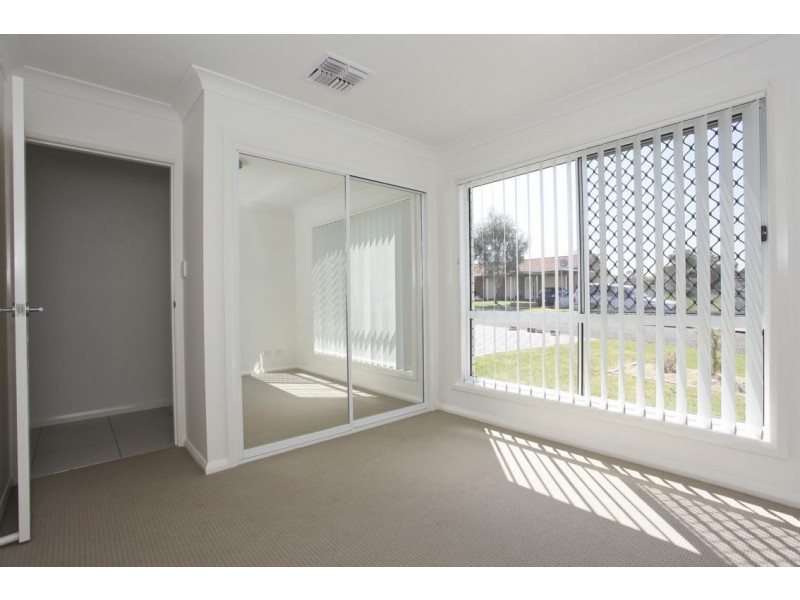 5 Warragrah Place, Parkes NSW 2870