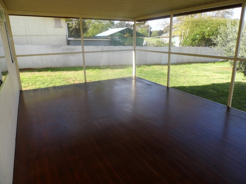 19 Coleman Road, Parkes NSW 2870