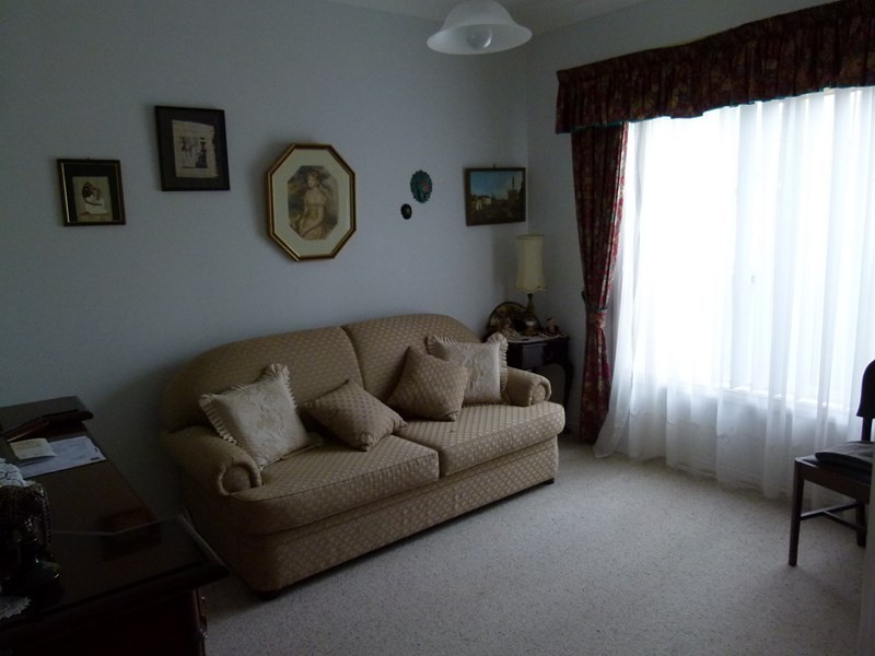 3 Hettie Place, Forbes NSW 2871