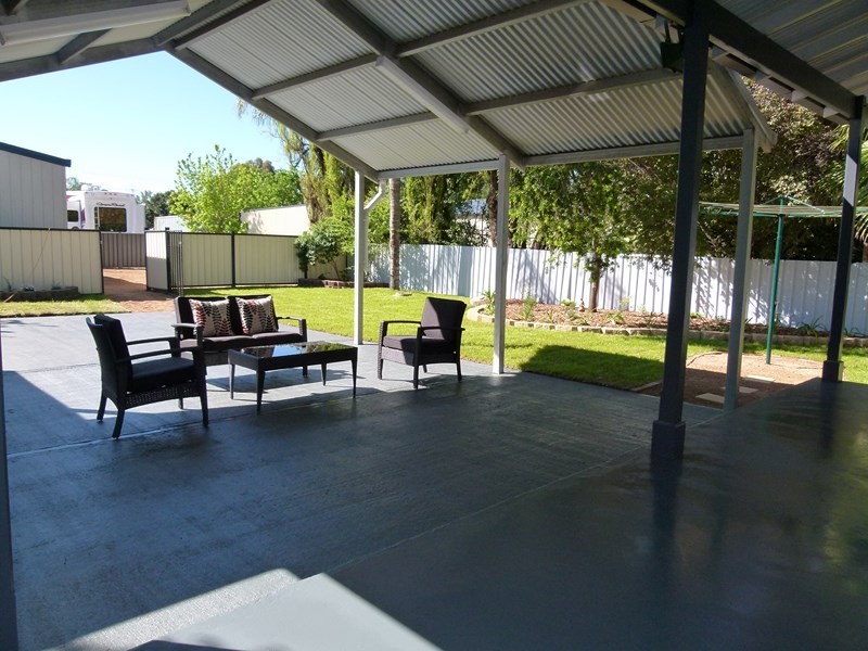 12 Renfree Street, Forbes NSW 2871