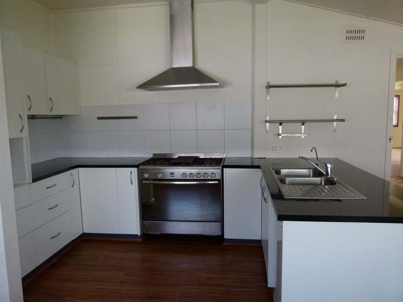 3 Forster Street, Forbes NSW 2871