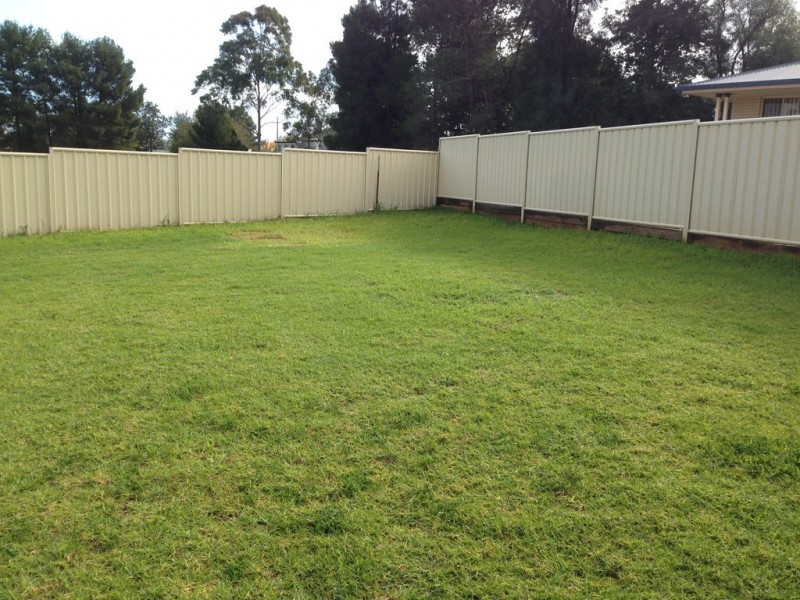 14 Basil Avenue, Parkes NSW 2870