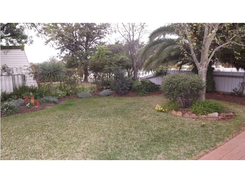 14 McGregor St, Condobolin NSW 2877