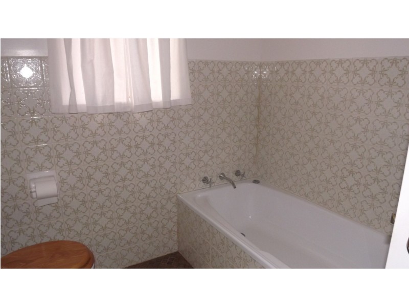 14 McGregor St, Condobolin NSW 2877