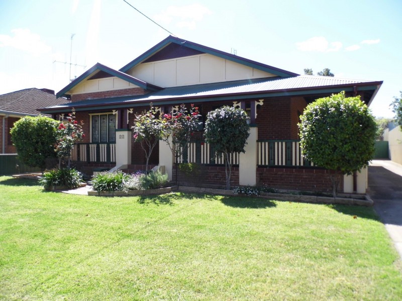 22 Elizabeth Street, Parkes NSW 2870