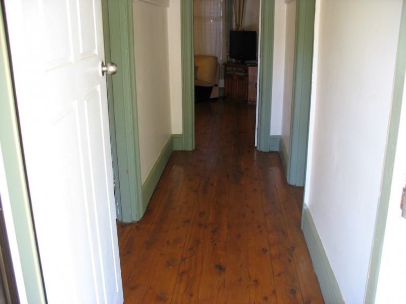 42 Orange Street, Condobolin NSW 2877