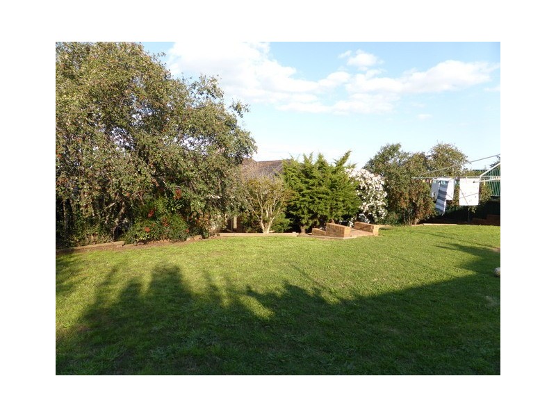 36 Mengarvie Road, Parkes NSW 2870
