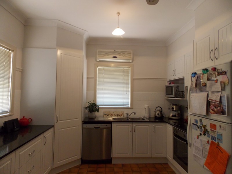 13 Kelly Road, Parkes NSW 2870