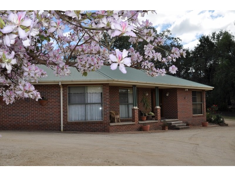 22 Bowler Street, Eugowra NSW 2806