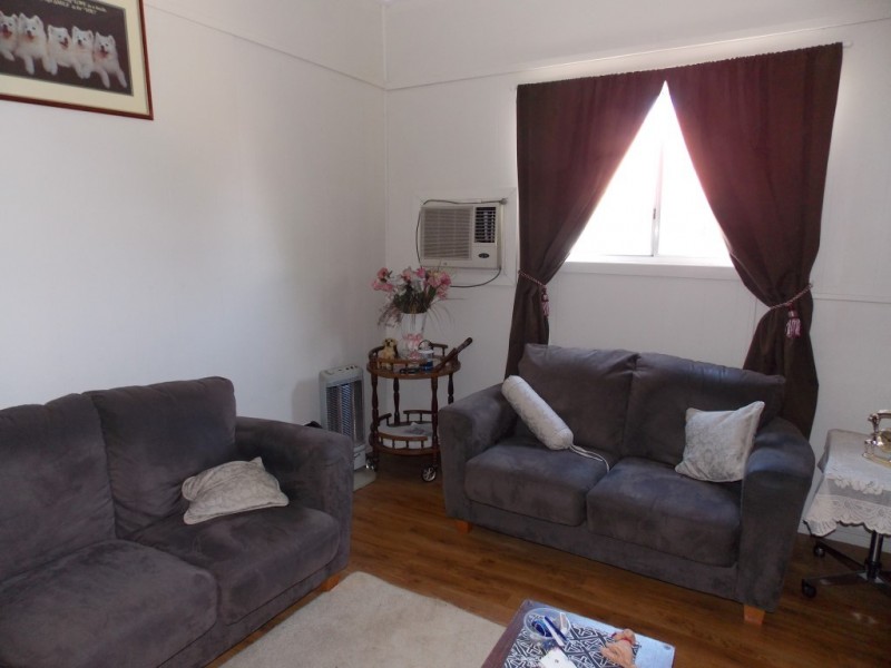 55 Church Street, Parkes NSW 2870