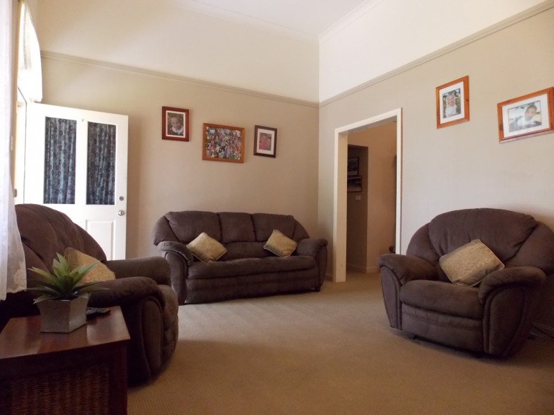 67 Hill Street, Parkes NSW 2870