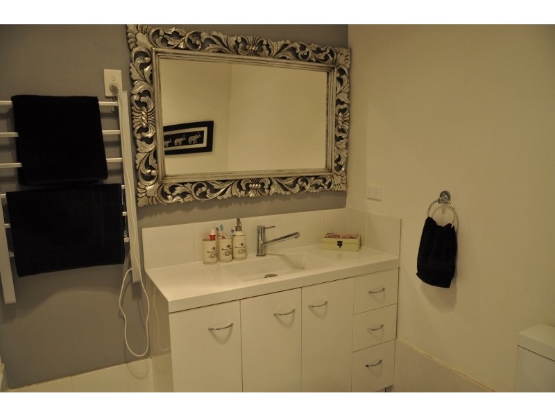 28 Pye Street, Eugowra NSW 2806