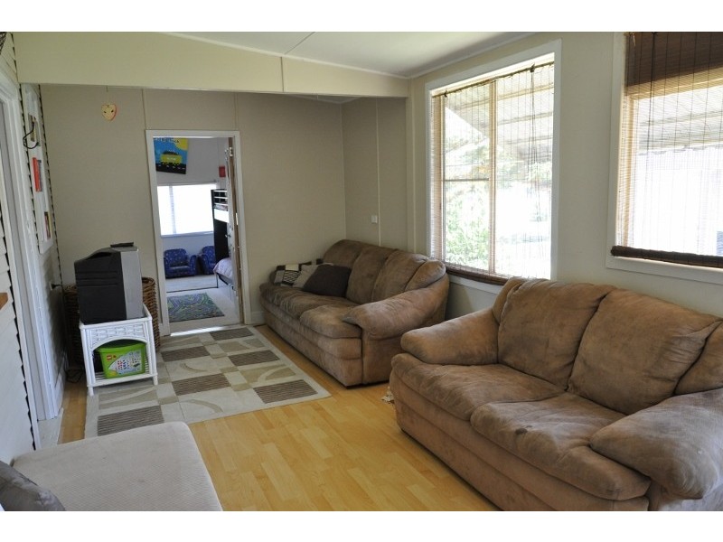 28 Pye Street, Eugowra NSW 2806