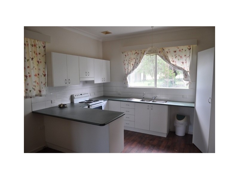 . “Throndale” Escort Way, Eugowra NSW 2806