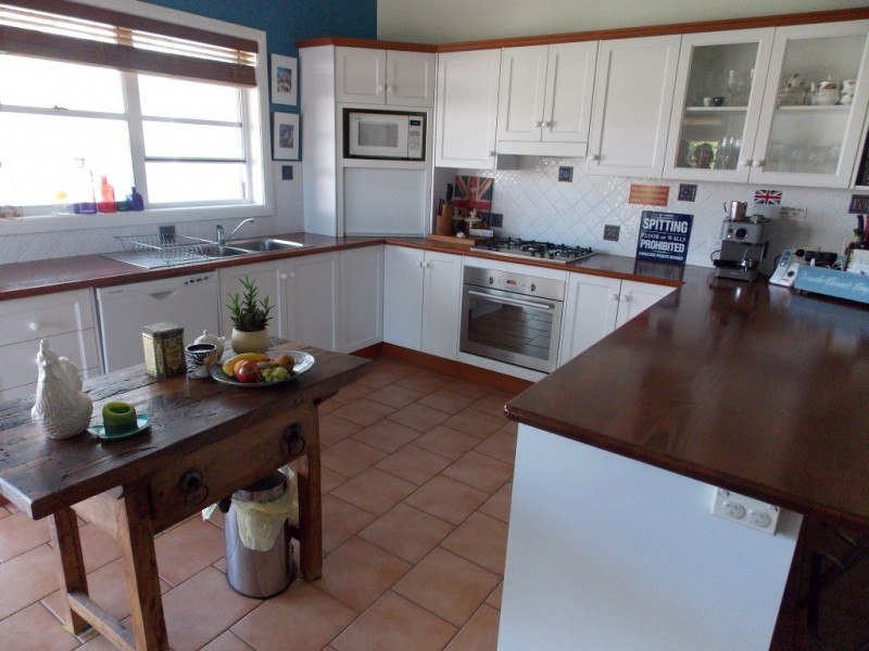 4 Metcalfe Street, Parkes NSW 2870